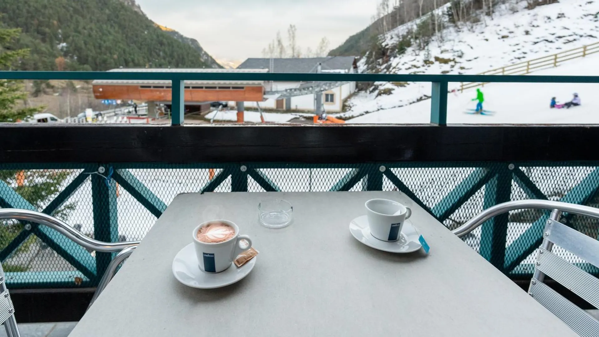 Ushuaia, The Mountain Hotel Arinsal 4*,